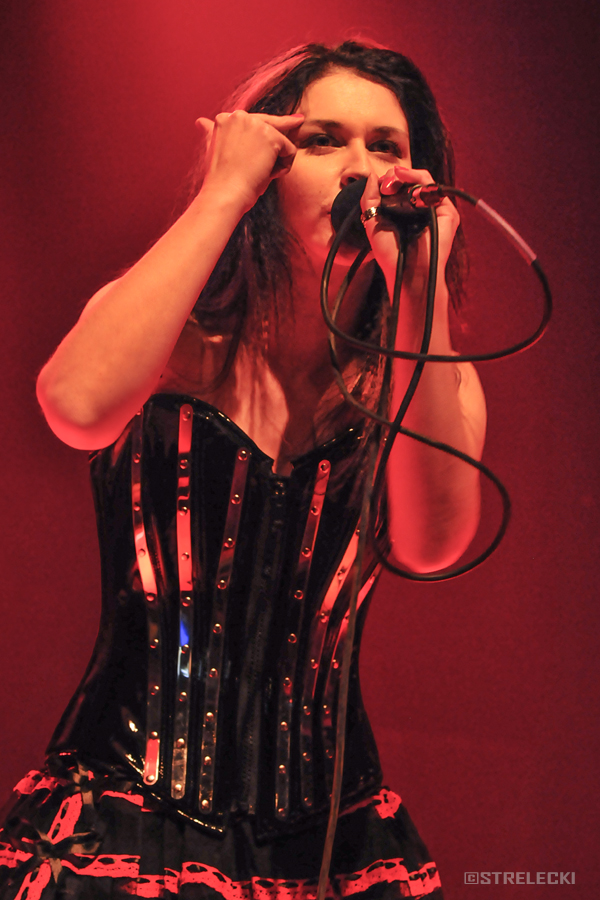 Adessa, Axa/Ingray Lead Singer.