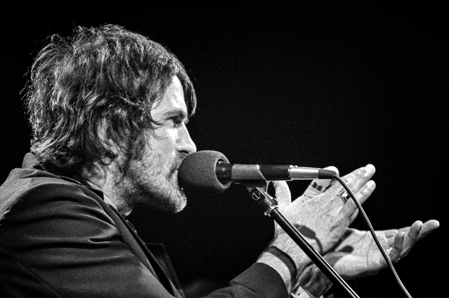 American Idol Contestant, Brandon Calhoon - Fox Theater, Detroit 2007