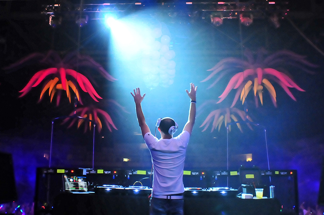 Life In Color - END Tour, Santa Ana Star Center